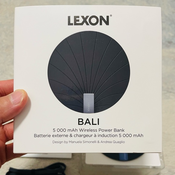 Like New Lexon LL127 BALI Wireless Power Bank 500 mAh With 10W Wireless Charging - Picture 7 of 12